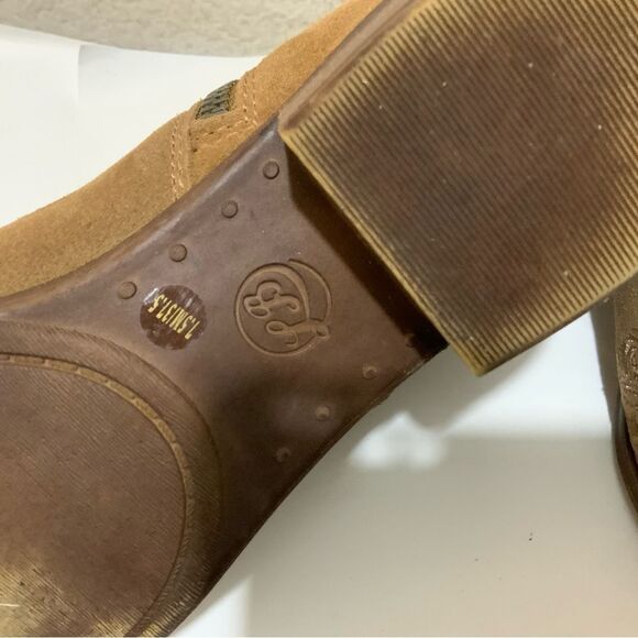 Lucky Brand Women’s Size 7.5 Basel Ankle Bootie Tan Suede Embroidered Roses - Picture 6 of 7